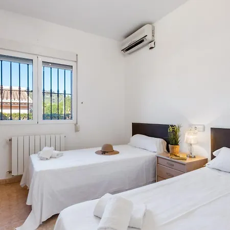 Comodo - Plusholidays Villa Casas de Torrat