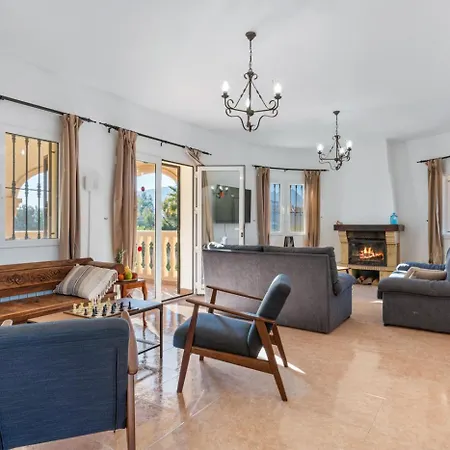 Comodo - Plusholidays Casas de Torrat