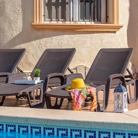 Comodo - Plusholidays Casas de Torrat