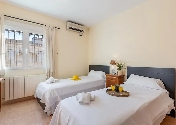 Villa Comodo - Plusholidays *