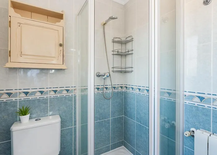 Comodo - Plusholidays Villa *