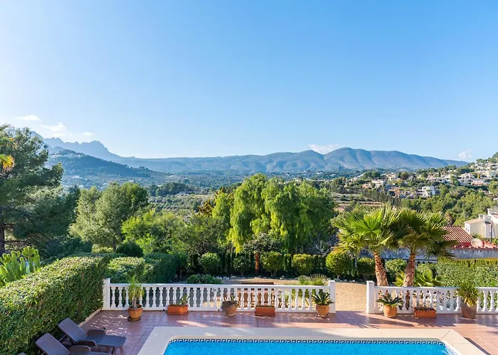 Villa Comodo - Plusholidays Casas de Torrat