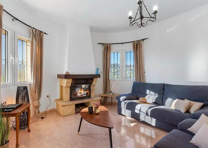 Comodo - Plusholidays Villa *