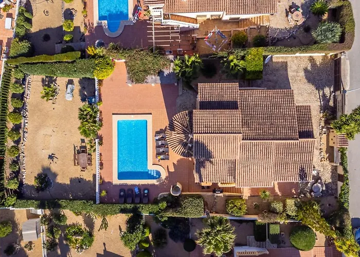 Comodo - Plusholidays Villa *