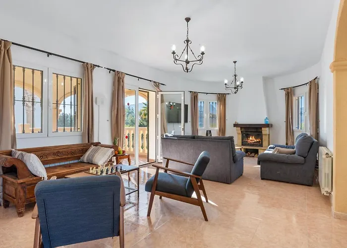 Comodo - Plusholidays Casas de Torrat