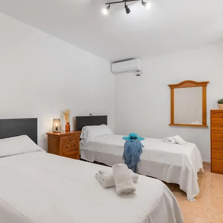 Villa Comodo - Plusholidays Casas de Torrat