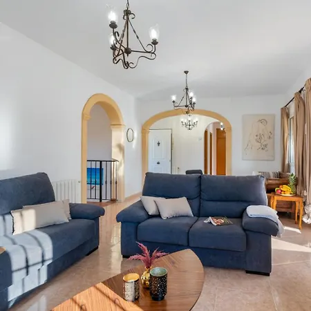 Villa Comodo - Plusholidays Casas de Torrat