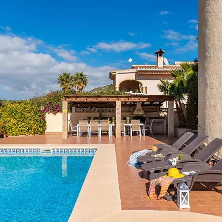 Villa Comodo - Plusholidays
